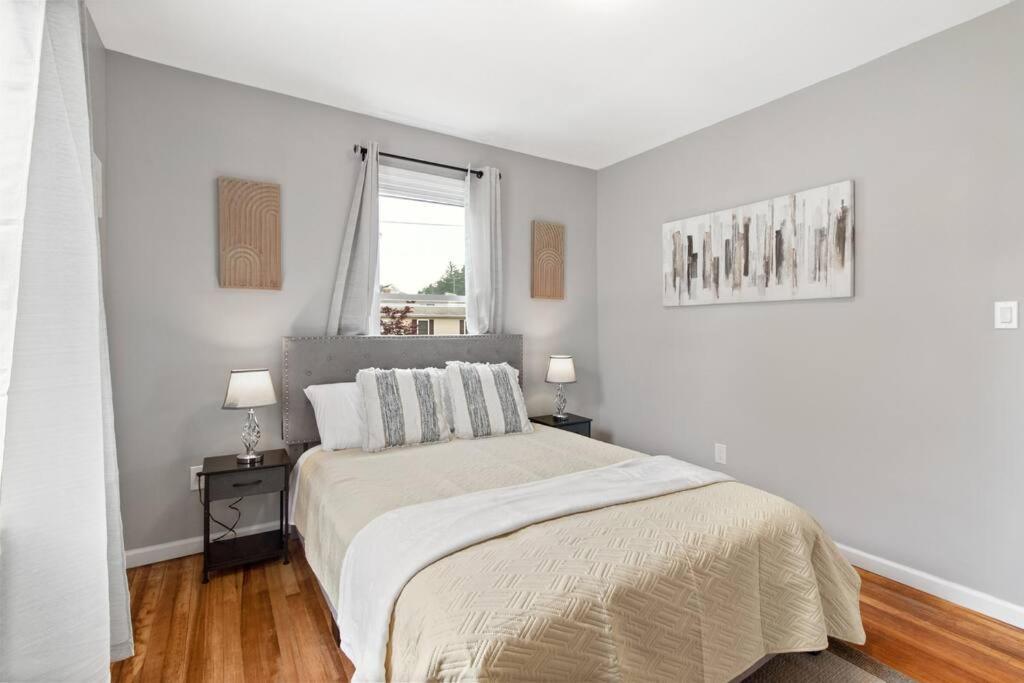 Stylish, Relaxing & Comfy 3 Bdr Home บริสโทล ภายนอก รูปภาพ